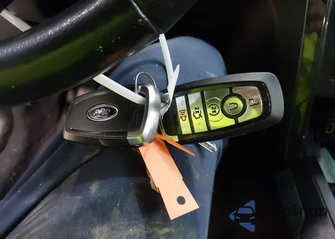 2019 Ford Explorer Xlt z USA, uszkodzony, nr VIN 1FM5K8D83KGA38701